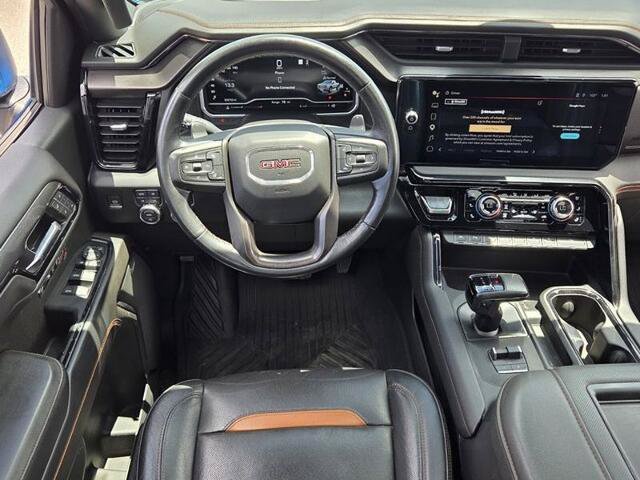 Used 2022 GMC Sierra 1500 AT4 w/ AT4 Premium Package AWD/4WD image 7