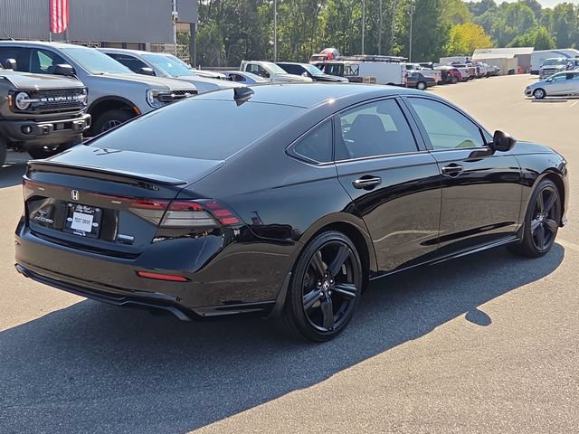 Used 2024 Honda Accord Sport image 3