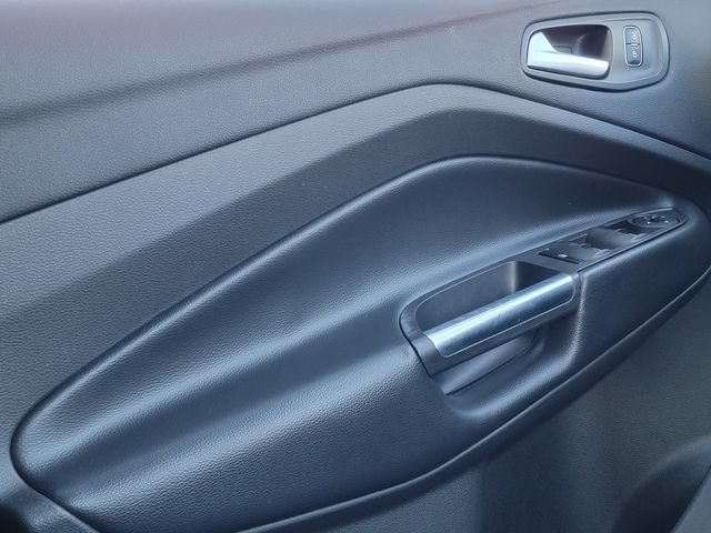 Certified 2019 Ford Escape SE FWD image 36