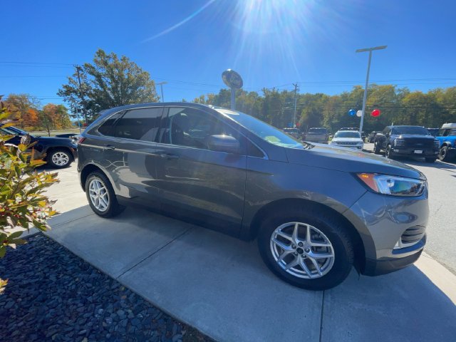 Certified 2023 Ford Edge SEL w/ Convenience Package AWD/4WD image 8