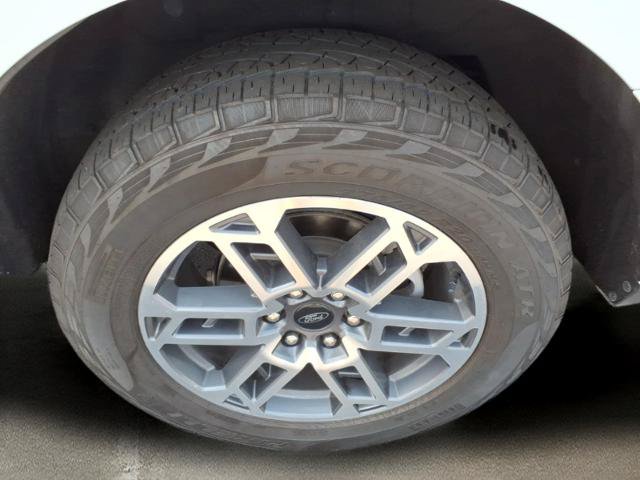 Certified 2025 Ford Expedition Active AWD/4WD image 22
