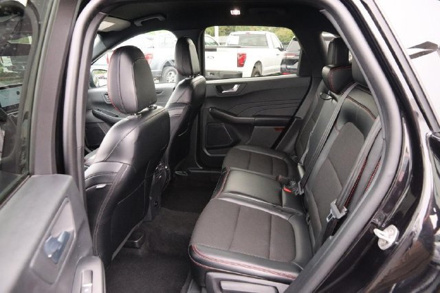 Certified 2025 Ford Escape ST-Line FWD image 9