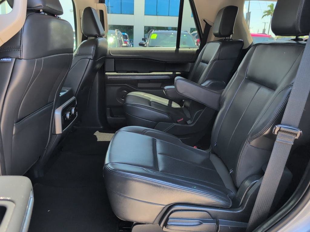 Certified 2024 Ford Expedition XLT RWD image 12