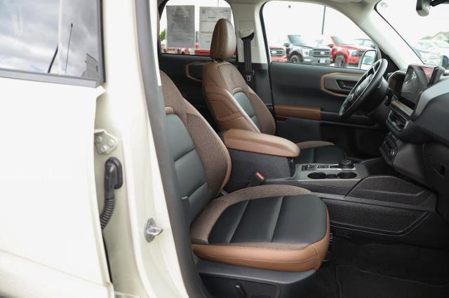 Certified 2025 Ford Bronco Sport Outer Banks w/ Outer Banks Tech Package+ AWD/4WD image 26