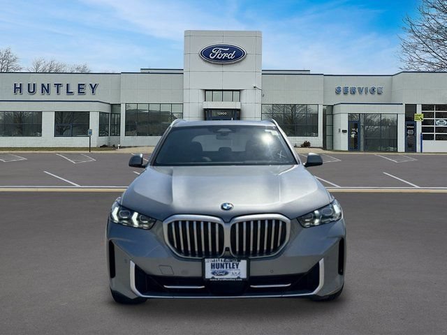 Used 2024 BMW X5 xDrive40i AWD/4WD image 2