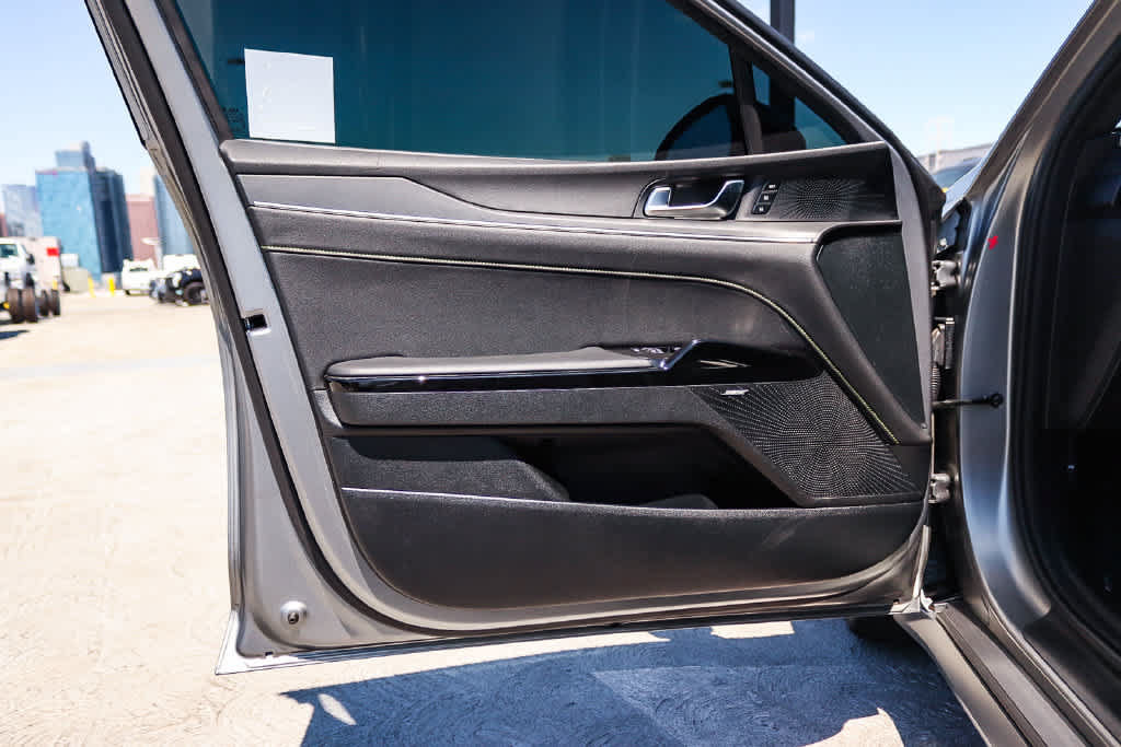 Used 2025 Kia K5 GT w/ GT1 Package FWD image 22
