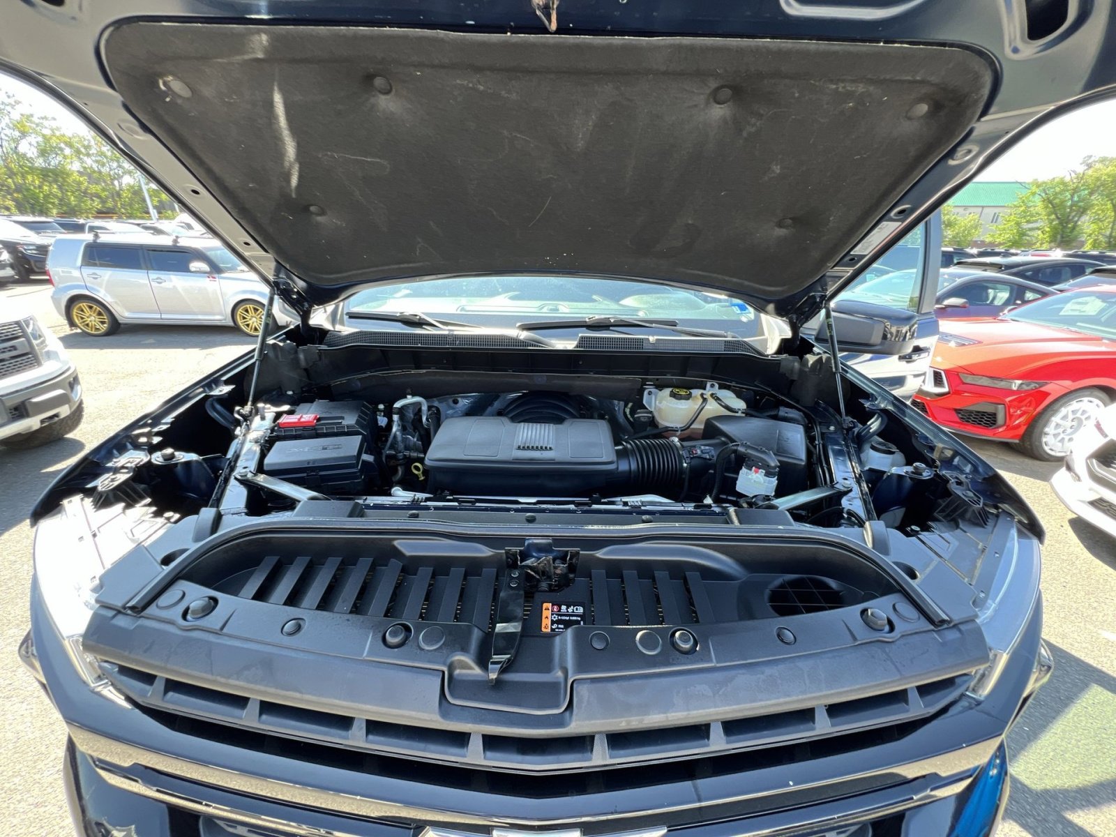 Used 2022 Chevrolet Silverado 1500 LT Trail Boss w/ Bed Protection Package AWD/4WD image 34