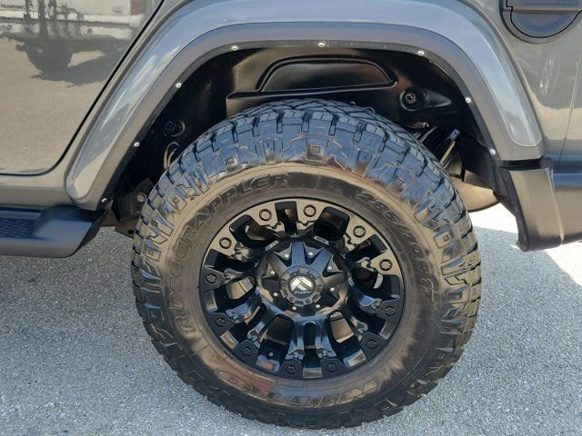 Used 2021 Jeep Wrangler Unlimited Sahara image 9
