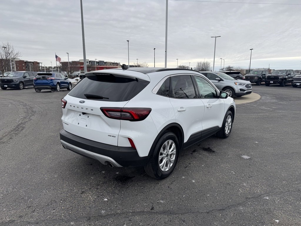 Certified 2023 Ford Escape Active w/ Tech Pack #2 image 5