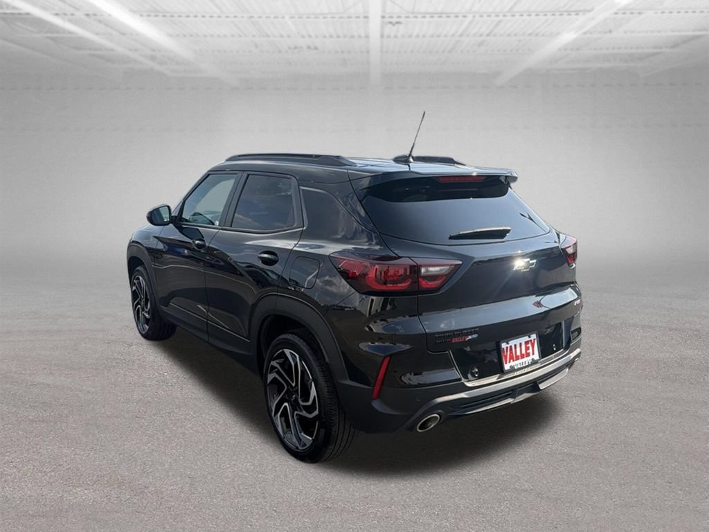 Used 2024 Chevrolet TrailBlazer RS w/ Driver Confidence Package AWD/4WD image 9