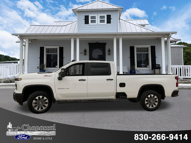 Used 2025 Chevrolet Silverado 2500 Custom w/ Custom Value Package AWD/4WD image 3