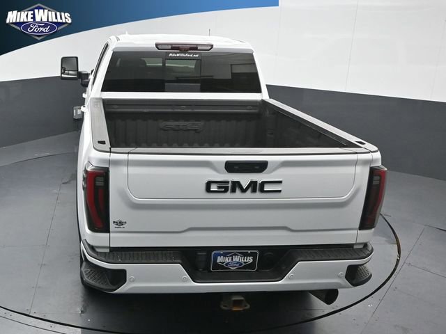 Used 2024 GMC Sierra 2500 AT4 w/ Technology Package image 11