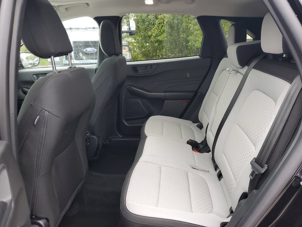Certified 2024 Ford Escape Active w/ Tech Pack #1 AWD/4WD image 17