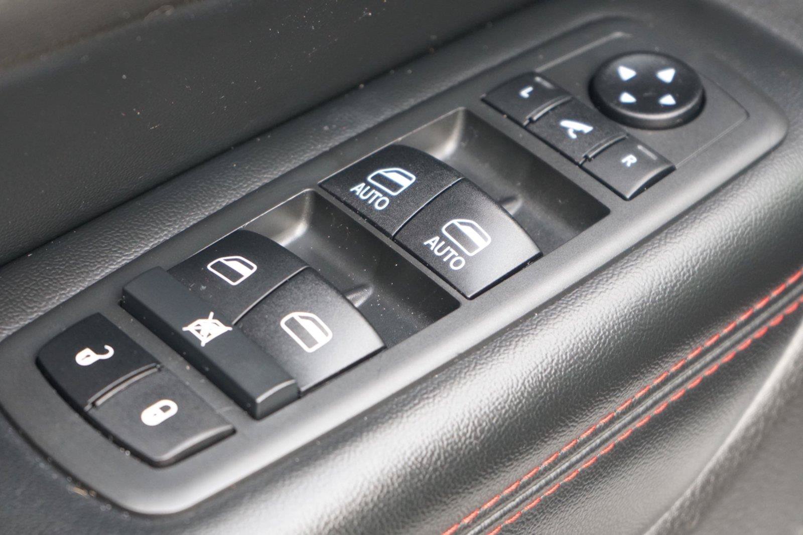 Used 2021 Jeep Grand Cherokee Trailhawk w/ Trailhawk Luxury Group AWD/4WD image 20