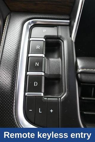 Used 2023 Chevrolet Suburban Premier AWD/4WD image 26