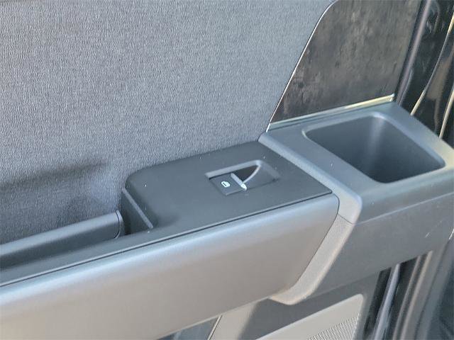 Certified 2025 Ford F250 Lariat w/ Black Appearance Package image 17