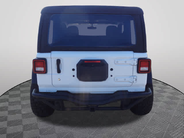 Used 2018 Jeep Wrangler Rubicon AWD/4WD image 3