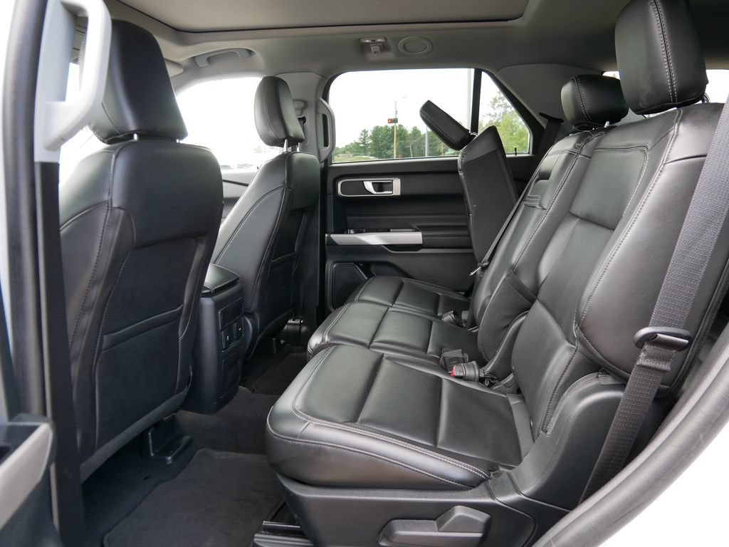 Certified 2023 Ford Explorer XLT AWD/4WD image 10