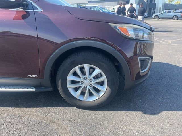 Used 2016 Kia Sorento LX image 10