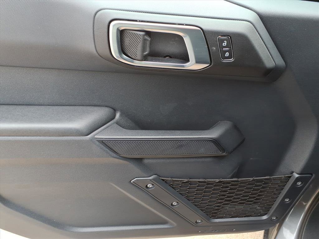 Certified 2025 Ford Bronco Big Bend image 9