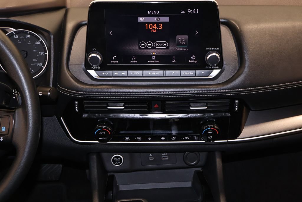 Used 2022 Nissan Rogue SV FWD image 27