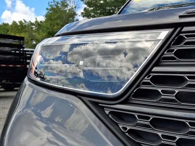 Certified 2024 Ford Explorer XLT w/ Equipment Group 202A AWD/4WD image 10