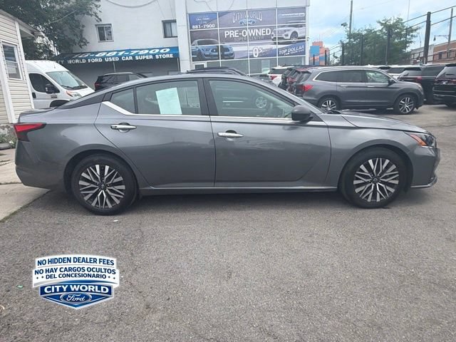 Used 2025 Nissan Altima 2.5 SV FWD image 4