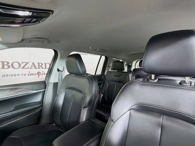 Used 2023 Jeep Grand Cherokee L Limited w/ Trailer Tow Group (B) AWD/4WD image 25