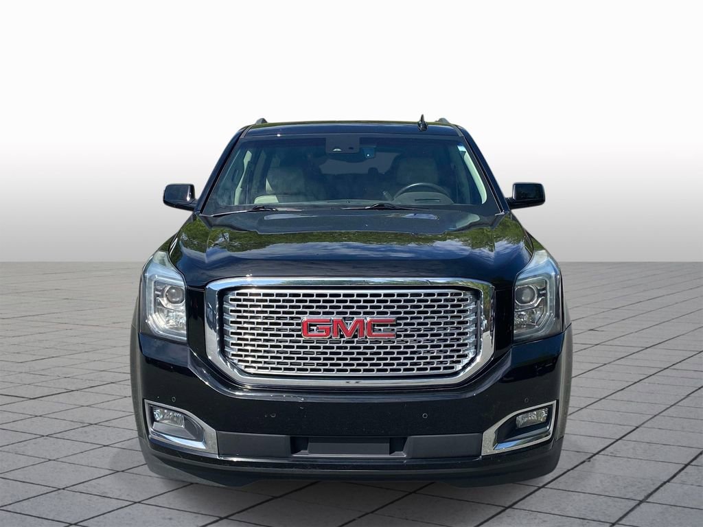Used 2017 GMC Yukon XL Denali w/ Open Road Package AWD/4WD image 2