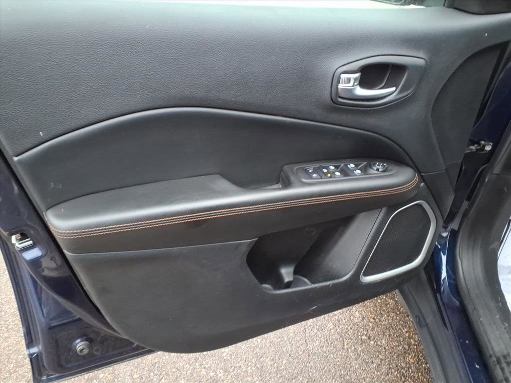 Used 2019 Jeep Compass Limited image 13