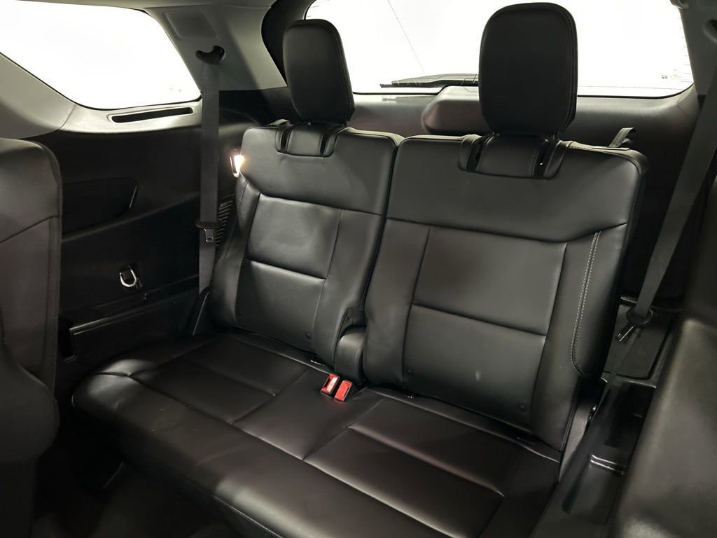 Certified 2024 Ford Explorer XLT w/ Equipment Group 202A image 30