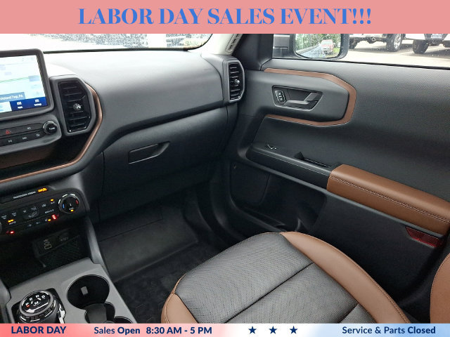 Certified 2024 Ford Bronco Sport Badlands w/ Premium Package AWD/4WD image 16