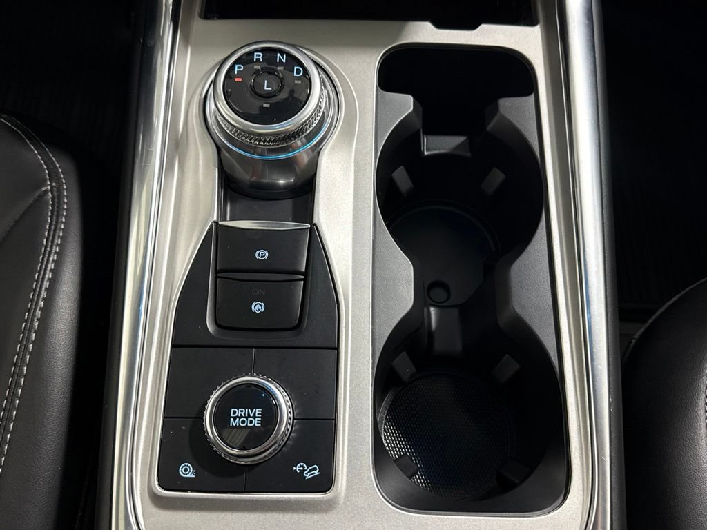 Certified 2023 Ford Explorer XLT w/ Equipment Group 202A AWD/4WD image 29
