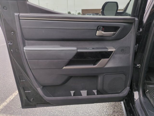 Used 2023 Toyota Tundra Limited AWD/4WD image 28