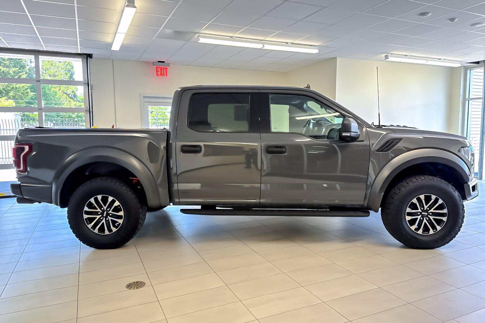 Certified 2020 Ford F150 Raptor AWD/4WD image 4