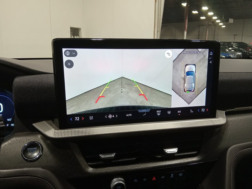 Certified 2025 Ford Explorer Platinum w/ Ultimate Package AWD/4WD image 23