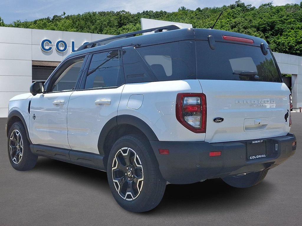 Certified 2025 Ford Bronco Sport Outer Banks w/ Outer Banks Tech Package+ AWD/4WD image 4