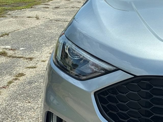 Certified 2024 Ford Edge ST-Line AWD/4WD image 9