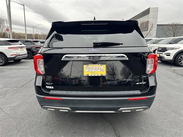 Certified 2022 Ford Explorer XLT w/ Equipment Group 202A image 6