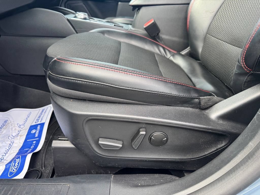 Certified 2024 Ford Escape ST-Line w/ Tech Pack #1 FWD image 6