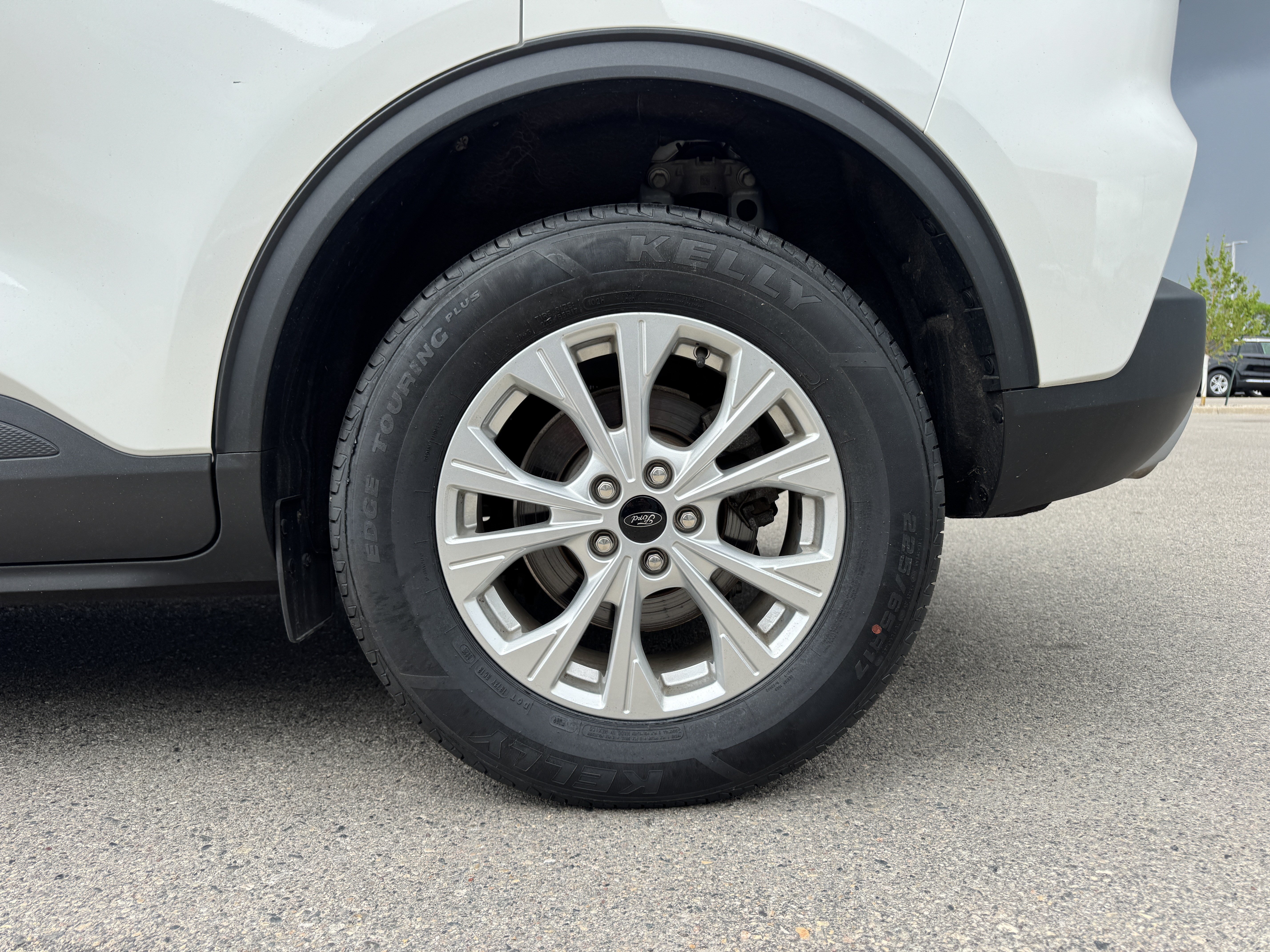 Certified 2023 Ford Escape Active AWD/4WD image 19