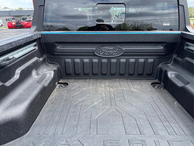 Certified 2022 Ford Maverick Lariat w/ Lariat Luxury Package AWD/4WD image 12