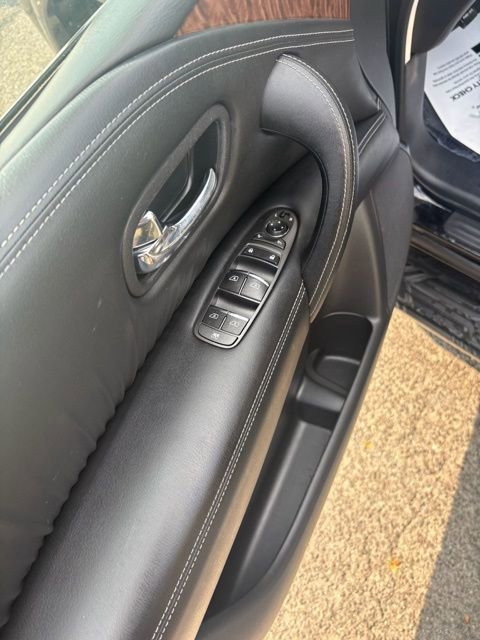 Used 2020 Nissan Armada SL w/ Premium Package image 10