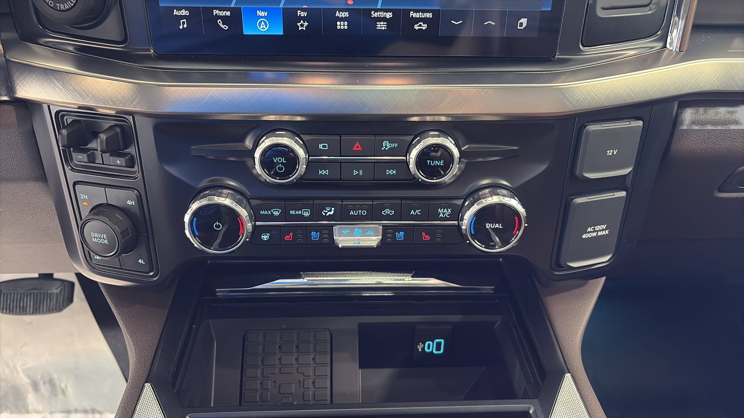 Certified 2026 Ford F250 King Ranch w/ FX4 Off-Road Package AWD/4WD image 25