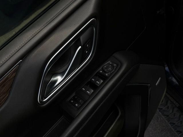 Used 2022 Chevrolet Tahoe Z71 w/ Luxury Package image 27