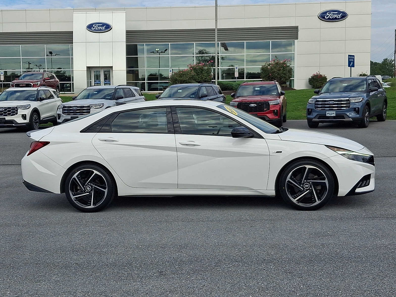 Used 2023 Hyundai Elantra N Line FWD image 7