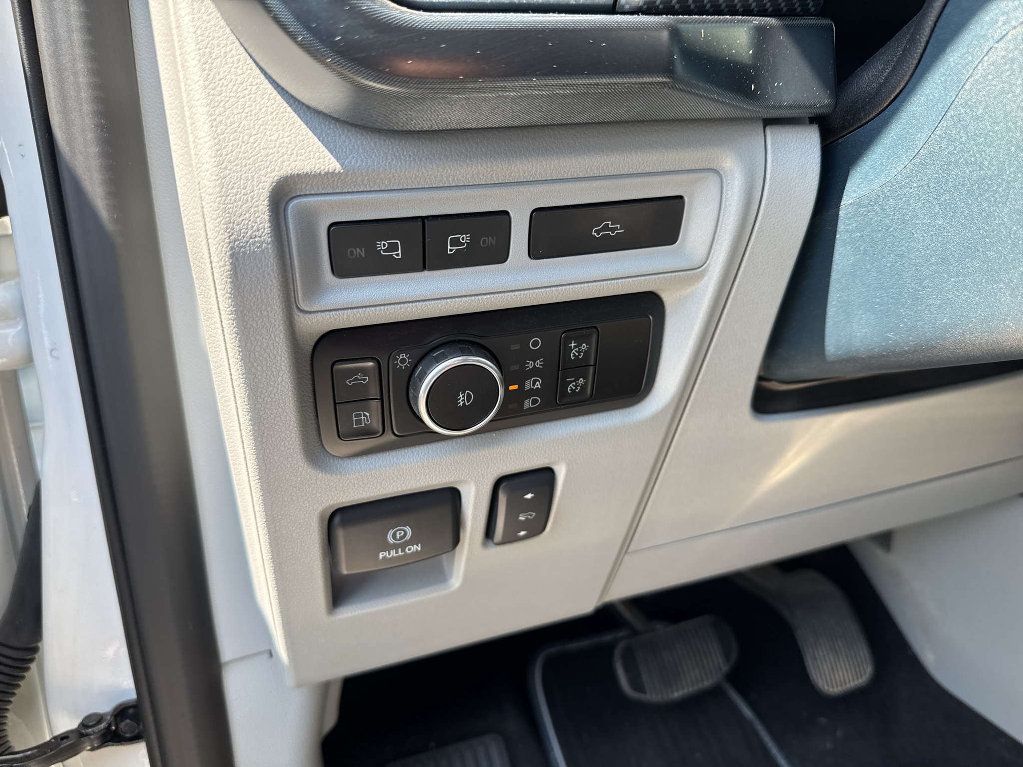 Certified 2023 Ford F150 Limited AWD/4WD image 12
