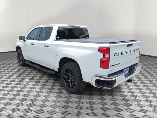 Used 2024 Chevrolet Silverado 1500 Custom w/ Turbomax Blackout Package RWD image 4