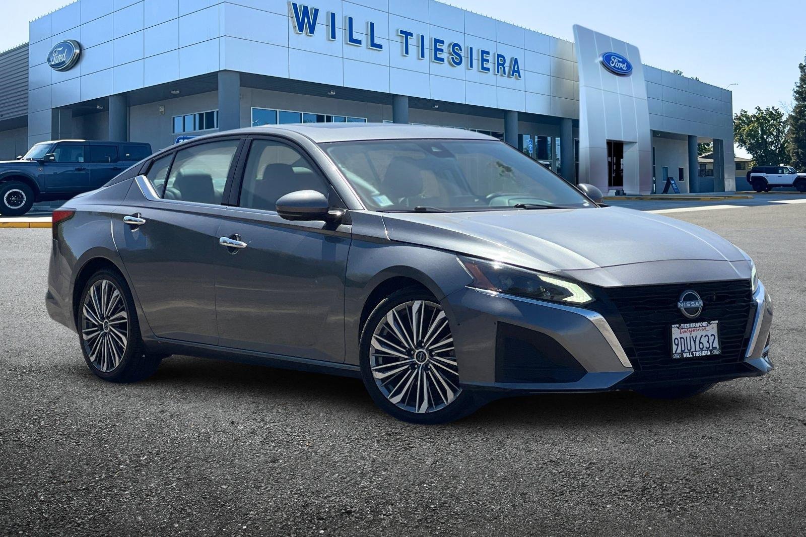 Used 2023 Nissan Altima 2.5 SL image 2