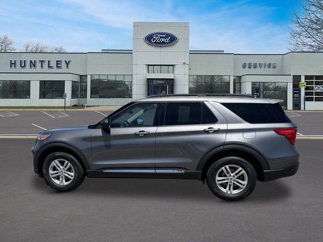 Certified 2024 Ford Explorer XLT w/ Equipment Group 202A AWD/4WD image 6